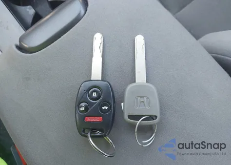 2011 Honda Accord 2.4 Lx z USA, uszkodzony, nr VIN 1HGCP2F39BA030716